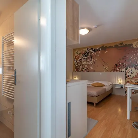 Leonarda Apartment