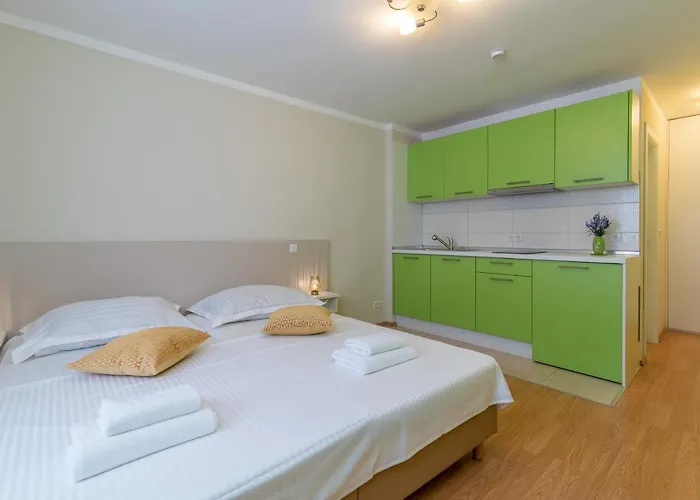 Leonarda Appartement *