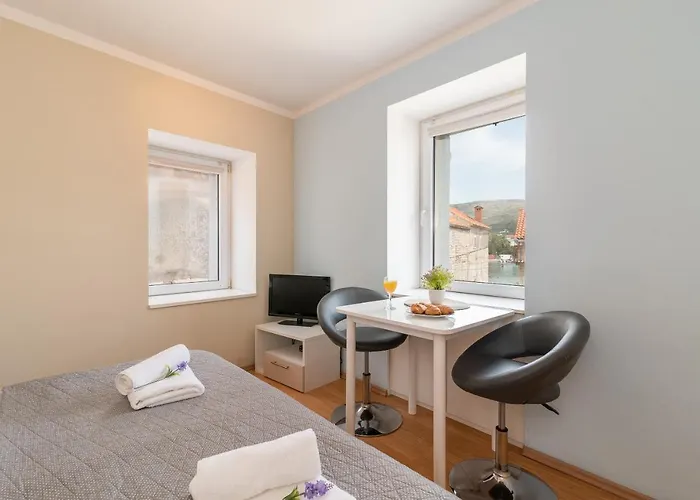 Διαμέρισμα Leonarda *